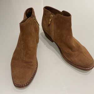 Ankle boots light tan